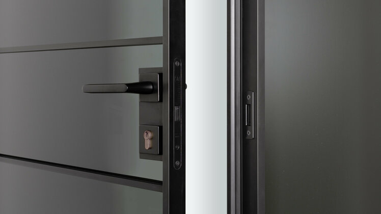 Griffvarianten für Zimmertüren: Griff mit Magnetschloss